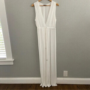 Dolce Vita Floor Length Dress Plunging neckline Size Large EUC